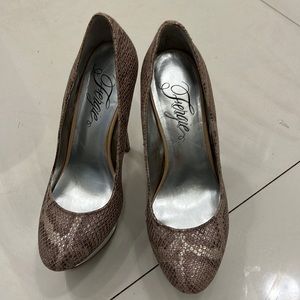 Fergie high heels.. beautiful. Silver print